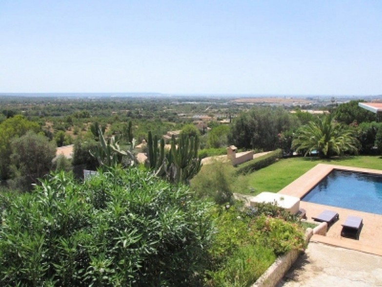 Property for Sale in Bunyola,Country  House With Open Views And Pool For Sale In Bunyola, Mallorca, Spain