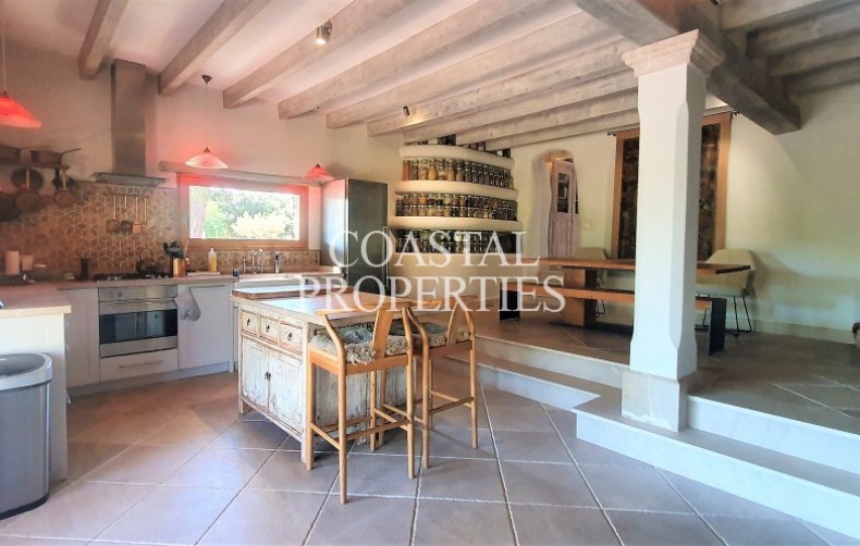 Property for Sale in Beautiful stone Finca for sale close to  Sencelles, Mallorca, Spain
