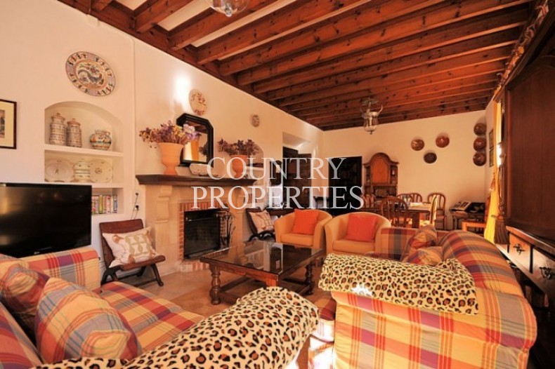 Property for Sale in Orient, Estate With Manor House For Sale In  Orient, Mallorca, Spain