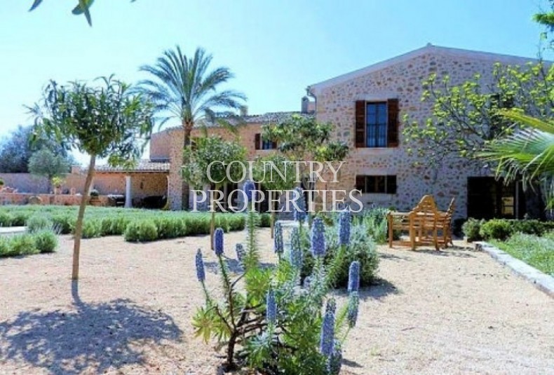 Property for Sale in Santa Maria, Country Home For Sale Near the Village In Santa Maria, Mallorca, Spain